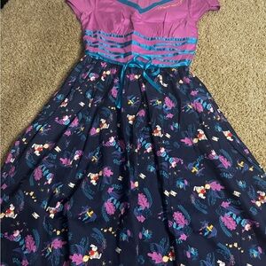 Disney Dress Shop Dress NWT Alice in wonderland XSmall floral white rabbit